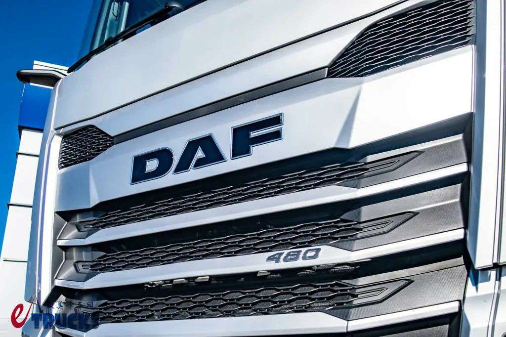 全球限量75台!配置拉满的荷兰顶级卡车战力,达夫XG+ 75周年纪念版牵引车实拍 - 第3张 - 提加商用车网 全球限量75台!配置拉满的荷兰顶级卡车战力,达夫XG+ 75周年纪念版牵引车实拍 - 第3张