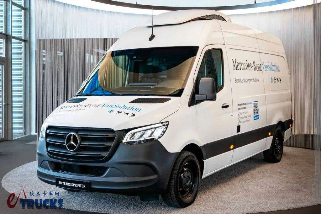 变身售卖车、工具车、化妆车、移动健身车?奔驰Sprinter凌特诞生30年,带您看它的特色衍生车型 - 第21张 - 提加商用车网 变身售卖车、工具车、化妆车、移动健身车?奔驰Sprinter凌特诞生30年,带您看它的特色衍生车型 - 第21张