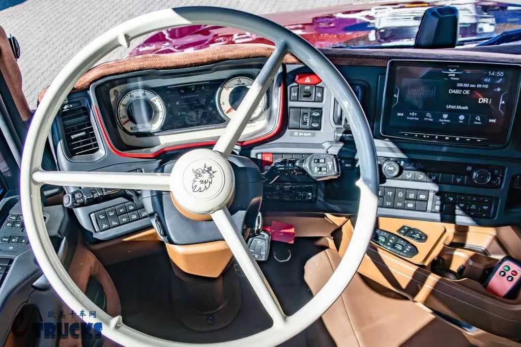 660匹V8发动机,平头爆改长头致敬3系经典!斯堪尼亚T660改装长头卡车实拍 - 第21张 - 提加商用车网 660匹V8发动机,平头爆改长头致敬3系经典!斯堪尼亚T660改装长头卡车实拍 - 第21张