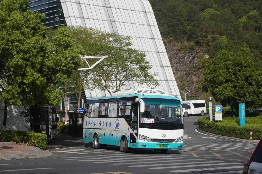 公共交通大升级!苏州金龙新V系客车首秀杭州 - 第1张 - 提加商用车网 公共交通大升级!苏州金龙新V系客车首秀杭州 - 第1张