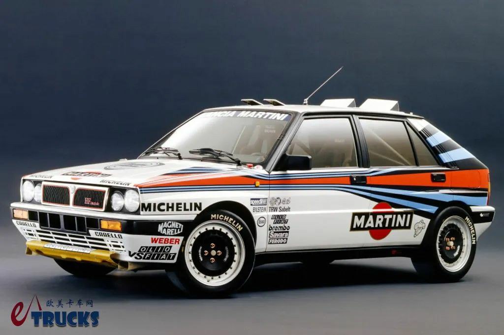 身披MARTINI经典涂装,全球限量十台,依维柯S-Way特别版牵引车实拍 - 第1张 - 提加商用车网 身披MARTINI经典涂装,全球限量十台,依维柯S-Way特别版牵引车实拍 - 第1张