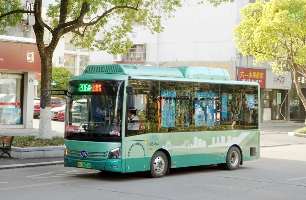 安凯客车驶入“两山”发源地 助力安吉绿色交通新升级 - 第2张 - 提加商用车网 安凯客车驶入“两山”发源地 助力安吉绿色交通新升级 - 第2张