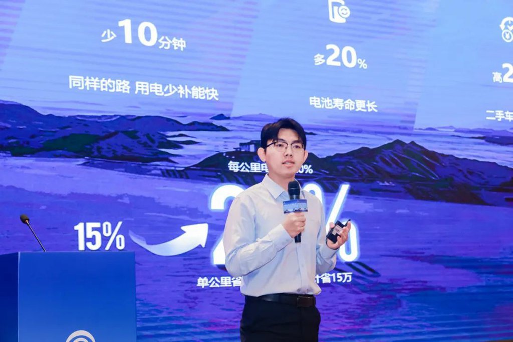 宇通重卡2025款新品亮相厦门,为东南沿海枢纽注入绿色动力 - 第4张 - 提加商用车网 宇通重卡2025款新品亮相厦门,为东南沿海枢纽注入绿色动力 - 第4张