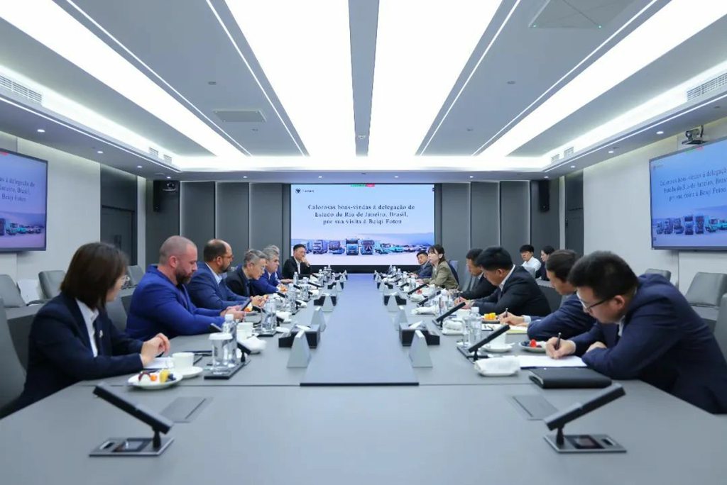 巴西里约热内卢交通运输局领导一行参观福田汽车 - 第4张 - 提加商用车网 巴西里约热内卢交通运输局领导一行参观福田汽车 - 第4张