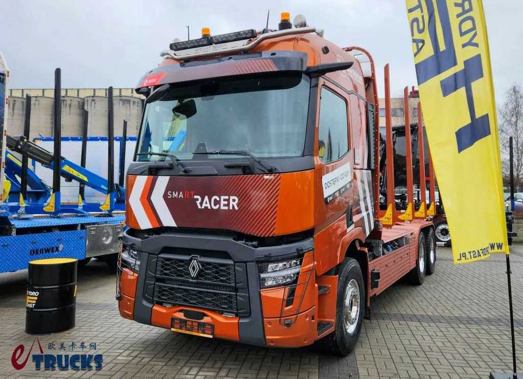 C系Smart Racer车型首亮相,削片机、运输车齐登场?带您看雷诺林业卡车全阵容 - 第4张 - 提加商用车网 C系Smart Racer车型首亮相,削片机、运输车齐登场?带您看雷诺林业卡车全阵容 - 第4张