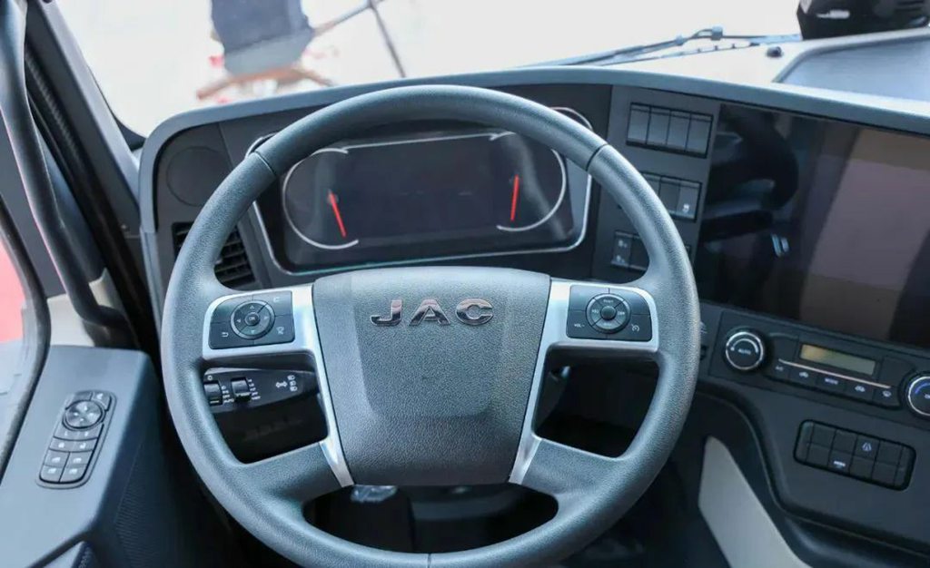 续航400公里!双枪2C快充+电驱桥加持,江淮跨越X5来袭 - 第5张 - 提加商用车网 续航400公里!双枪2C快充+电驱桥加持,江淮跨越X5来袭 - 第5张