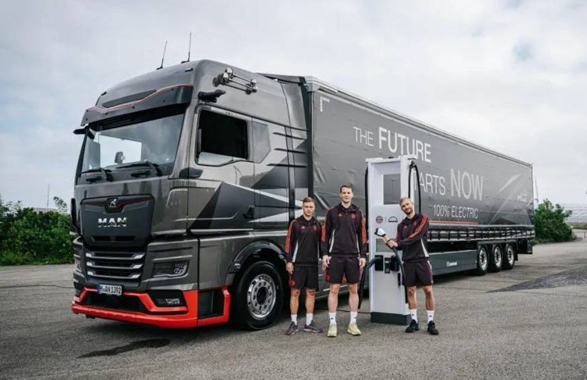 曼恩钢铁雄狮X绿荫豪门 | 共贺拜仁125周年