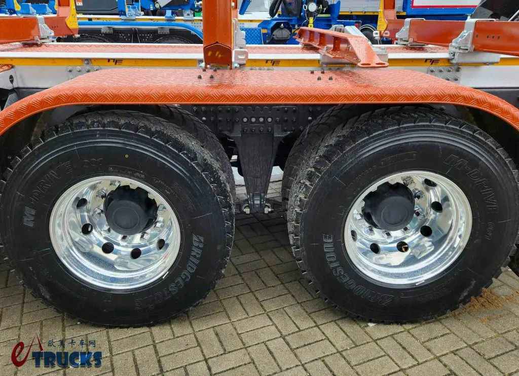 C系Smart Racer车型首亮相,削片机、运输车齐登场?带您看雷诺林业卡车全阵容 - 第6张 - 提加商用车网 C系Smart Racer车型首亮相,削片机、运输车齐登场?带您看雷诺林业卡车全阵容 - 第6张