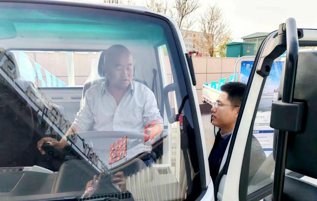 飞碟汽车陕晋推介会遍地开花,多款实力车型引关注 - 第6张 - 提加商用车网 飞碟汽车陕晋推介会遍地开花,多款实力车型引关注 - 第6张