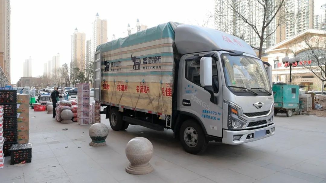 石家庄绿通司机何师傅:绿通神器——领航大G-LNG轻卡让我抢跑绿通运输路 - 第1张 - 提加商用车网 石家庄绿通司机何师傅:绿通神器——领航大G-LNG轻卡让我抢跑绿通运输路 - 第1张