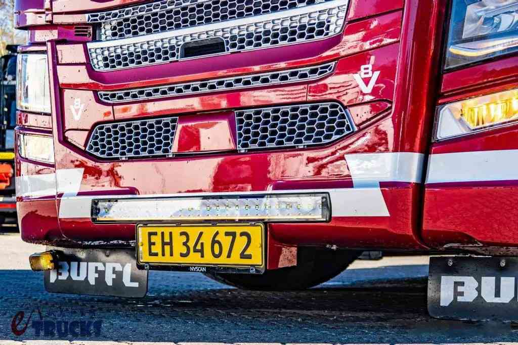 660匹V8发动机,平头爆改长头致敬3系经典!斯堪尼亚T660改装长头卡车实拍 - 第8张 - 提加商用车网 660匹V8发动机,平头爆改长头致敬3系经典!斯堪尼亚T660改装长头卡车实拍 - 第8张