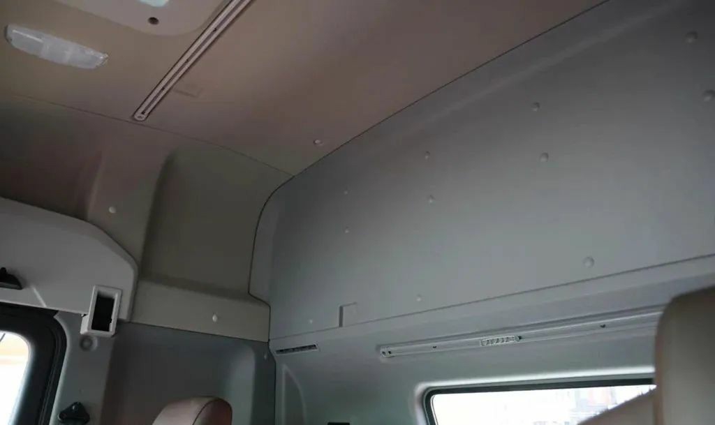 400公里续航25分钟完成补能,江淮跨越X5纯电牵引车来袭,实拍带你看配置如何 - 第8张 - 提加商用车网 400公里续航25分钟完成补能,江淮跨越X5纯电牵引车来袭,实拍带你看配置如何 - 第8张