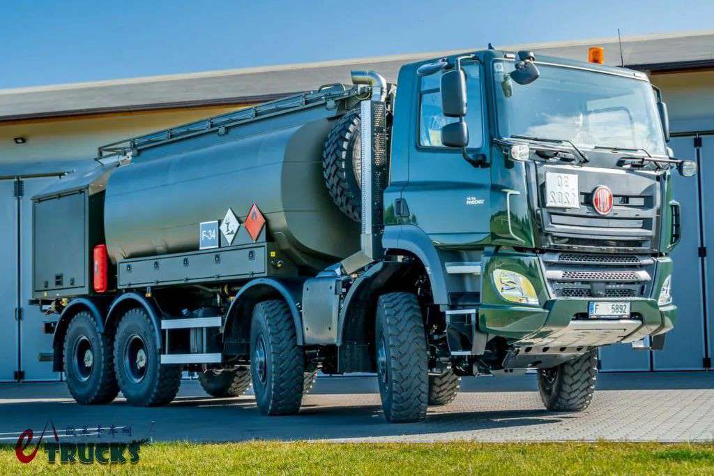 8×8超强越野底盘,能拉1.5万升燃油?太脱拉Phoenix凤凰军用油罐车实拍 - 第8张 - 提加商用车网 8×8超强越野底盘,能拉1.5万升燃油?太脱拉Phoenix凤凰军用油罐车实拍 - 第8张