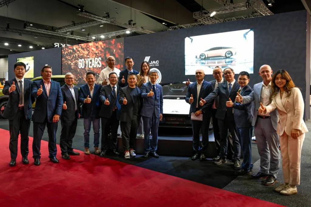 T9 PHEV全球首发,江汽集团亮相2025墨尔本车展 - 第1张 - 提加商用车网 T9 PHEV全球首发,江汽集团亮相2025墨尔本车展 - 第1张