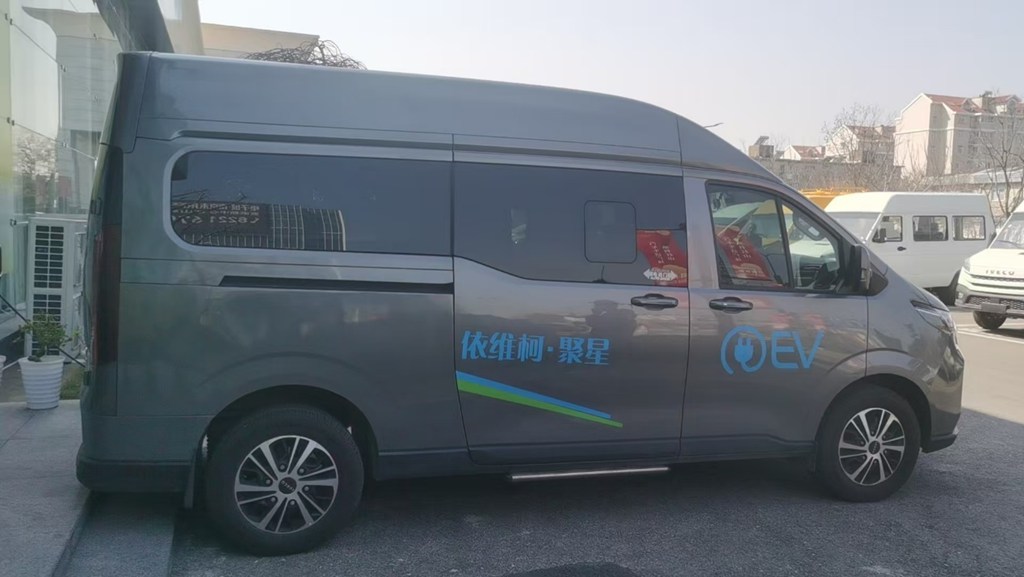 左手事业,右手家庭,依维柯聚星EV每公里7分钱把通勤费变育儿基金 - 第1张 - 提加商用车网 左手事业,右手家庭,依维柯聚星EV每公里7分钱把通勤费变育儿基金 - 第1张