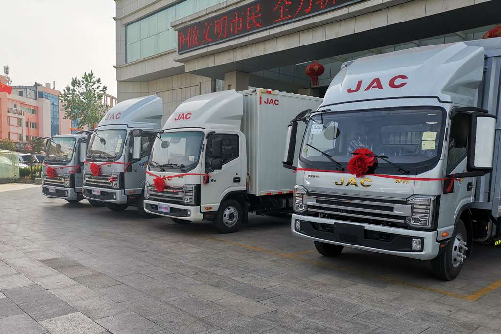 帅铃尊耀版登陆临沂,硬核实力+场景全能领航高效物流 - 第1张 - 提加商用车网 帅铃尊耀版登陆临沂,硬核实力+场景全能领航高效物流 - 第1张