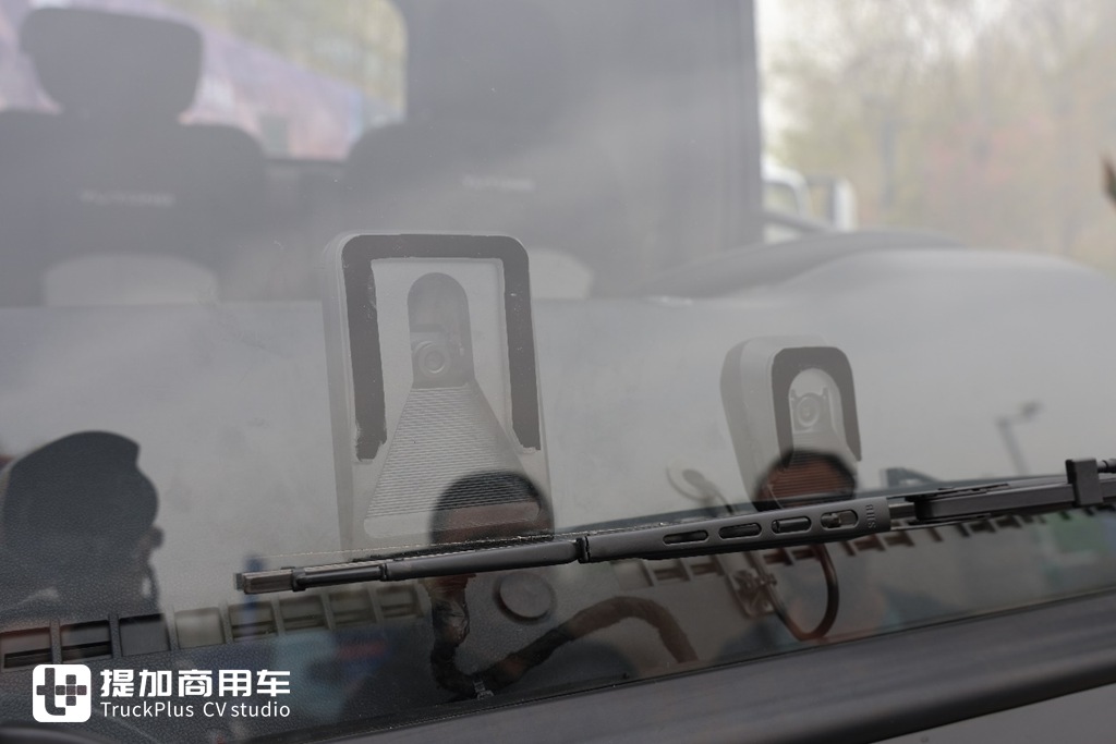 176度大电量,600公里长续航,油电同续航的宇通T5电动轻卡有多强? - 第14张 - 提加商用车网 176度大电量,600公里长续航,油电同续航的宇通T5电动轻卡有多强? - 第14张