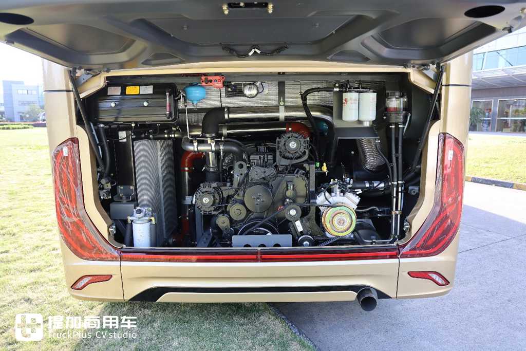 中国客车出海新篇章!苏州金龙新V系客车用硬核配置征服俄罗斯用户! - 第17张 - 提加商用车网 中国客车出海新篇章!苏州金龙新V系客车用硬核配置征服俄罗斯用户! - 第17张