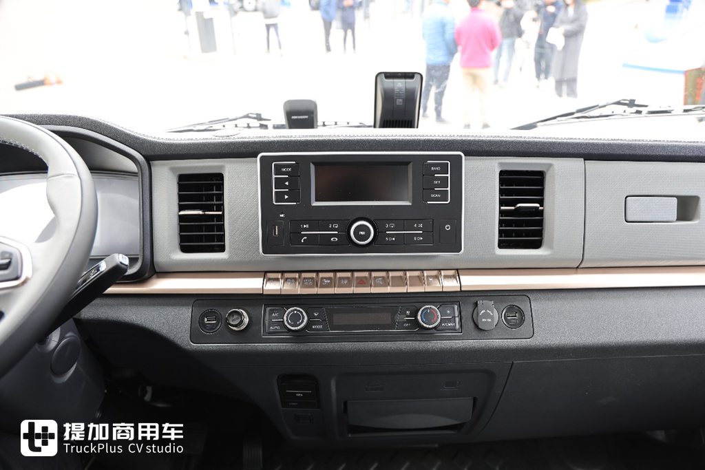 176度大电量,600公里长续航,油电同续航的宇通T5电动轻卡有多强? - 第16张 - 提加商用车网 176度大电量,600公里长续航,油电同续航的宇通T5电动轻卡有多强? - 第16张