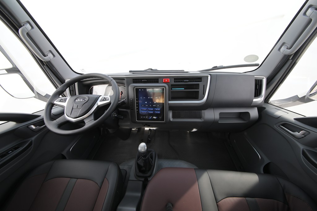 小卡届“扛把子”,骏铃A3好看又招财 - 第2张 - 提加商用车网 小卡届“扛把子”,骏铃A3好看又招财 - 第2张