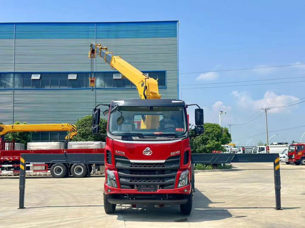 国四置换最高补8.5万 乘龙M3随车吊助您“遇”吊动财富新机 - 第3张 - 提加商用车网 国四置换最高补8.5万 乘龙M3随车吊助您“遇”吊动财富新机 - 第3张