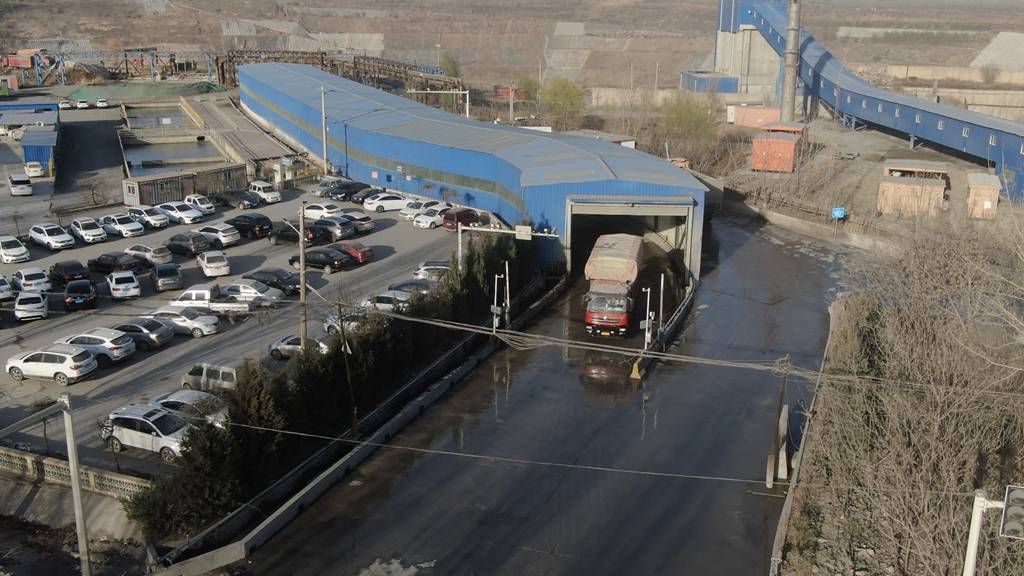 中国重汽豪沃TH7自卸车——恶劣工况下的全能运输“专家” - 第3张 - 提加商用车网 中国重汽豪沃TH7自卸车——恶劣工况下的全能运输“专家” - 第3张