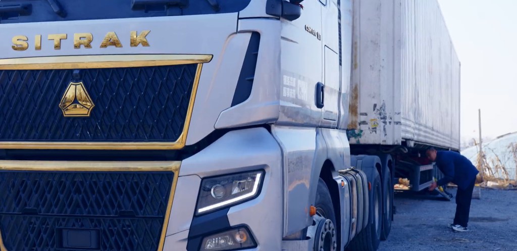 中国重汽汕德卡助力中国最大规模“蔬菜流动”! - 第3张 - 提加商用车网 中国重汽汕德卡助力中国最大规模“蔬菜流动”! - 第3张