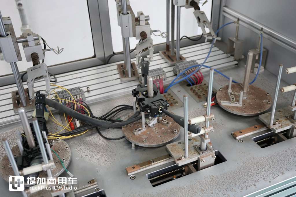 中国客车出海新篇章!苏州金龙新V系客车用硬核配置征服俄罗斯用户! - 第6张 - 提加商用车网 中国客车出海新篇章!苏州金龙新V系客车用硬核配置征服俄罗斯用户! - 第6张