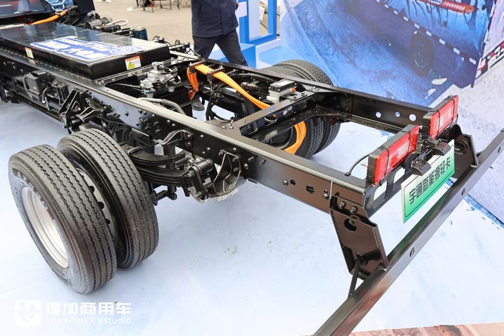 176度大电量,600公里长续航,油电同续航的宇通T5电动轻卡有多强? - 第8张 - 提加商用车网 176度大电量,600公里长续航,油电同续航的宇通T5电动轻卡有多强? - 第8张