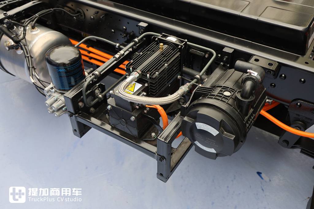 176度大电量,600公里长续航,油电同续航的宇通T5电动轻卡有多强? - 第9张 - 提加商用车网 176度大电量,600公里长续航,油电同续航的宇通T5电动轻卡有多强? - 第9张