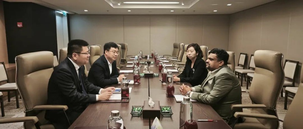 一汽解放李胜拜会出席2025 WNEVC有关人士 - 第2张 - 提加商用车网 一汽解放李胜拜会出席2025 WNEVC有关人士 - 第2张