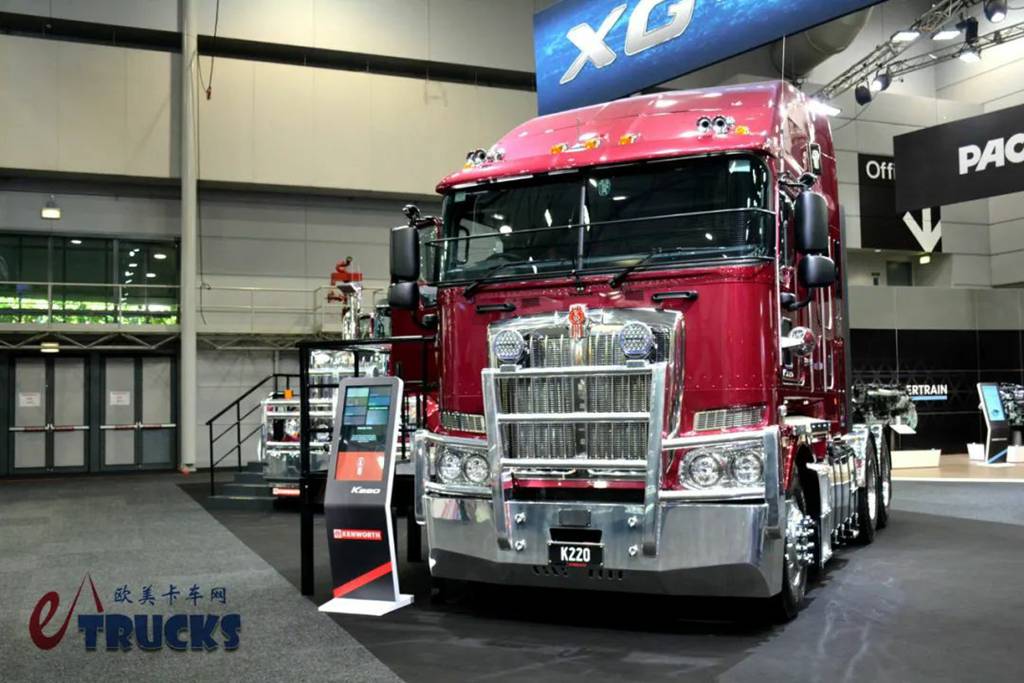 生活舱媲美长头卡车,全球独家的美式平头旗舰!亮相布里斯班卡车展的肯沃斯K220牵引车实拍 - 第2张 - 提加商用车网 生活舱媲美长头卡车,全球独家的美式平头旗舰!亮相布里斯班卡车展的肯沃斯K220牵引车实拍 - 第2张