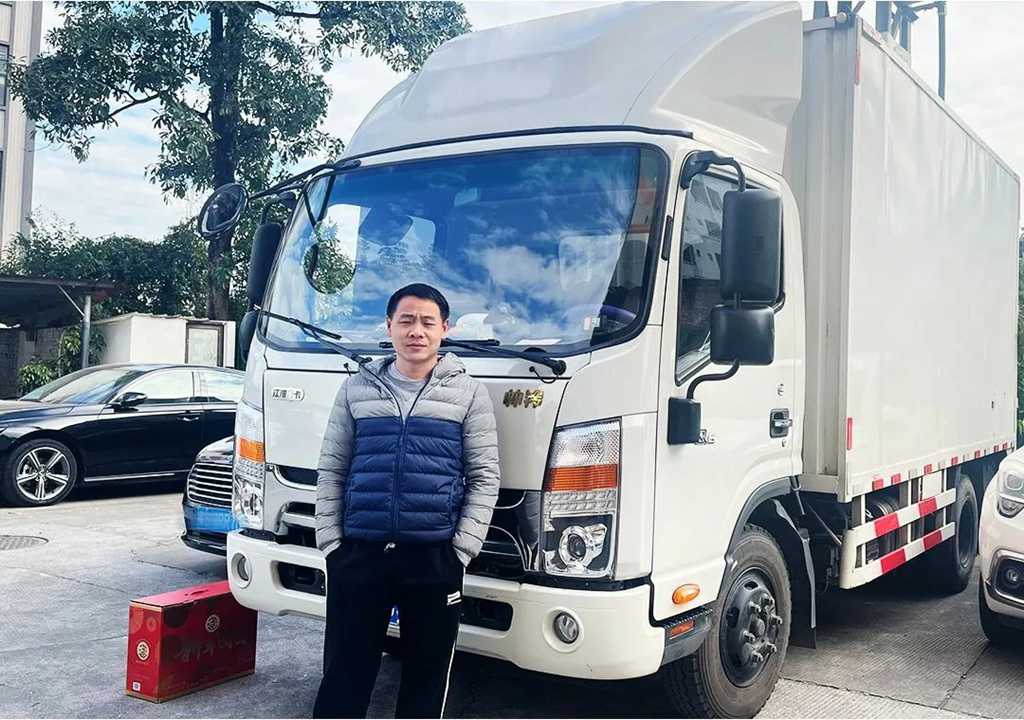 1号伙伴陈师傅携手江淮1卡帅铃,一路坦途逐梦行 - 第2张 - 提加商用车网 1号伙伴陈师傅携手江淮1卡帅铃,一路坦途逐梦行 - 第2张