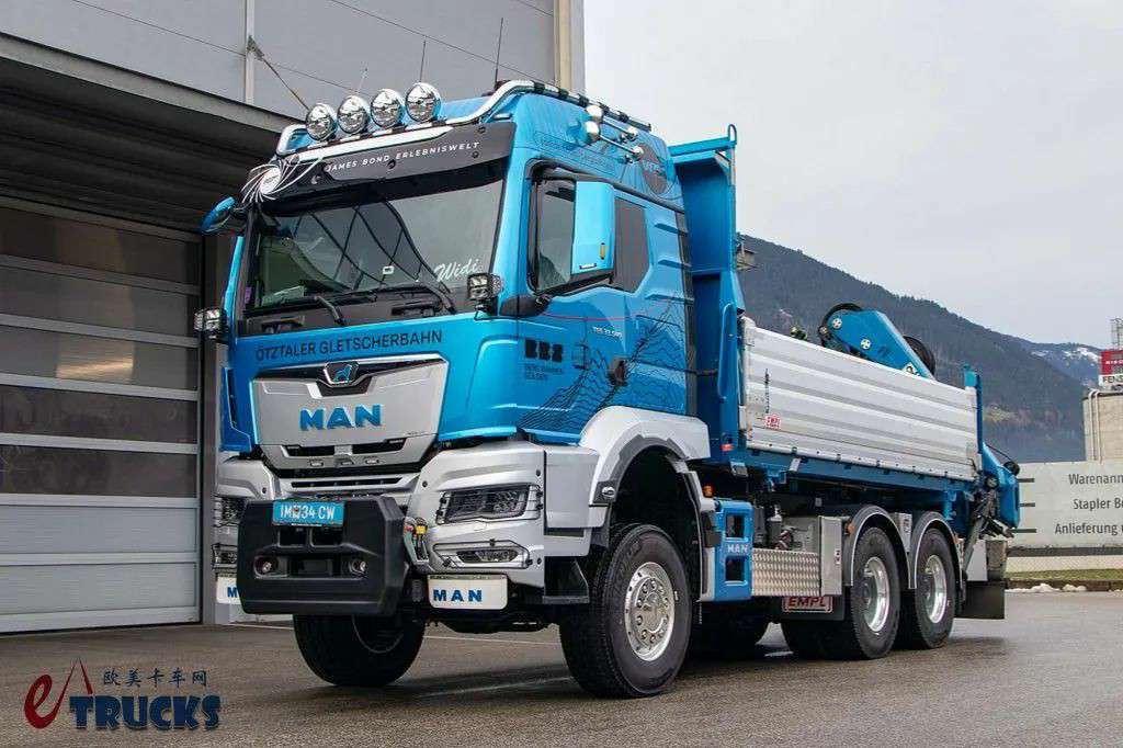 身披007涂装,6×6驱动+快换上装!这台曼恩TGS冬季维护卡车真特殊 - 第2张 - 提加商用车网 身披007涂装,6×6驱动+快换上装!这台曼恩TGS冬季维护卡车真特殊 - 第2张