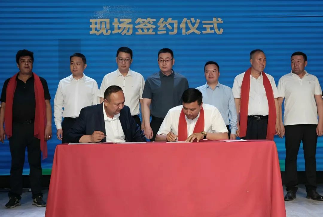 南疆首秀火爆开局!35辆订单开启库车物流高效运输新赛道 - 第4张 - 提加商用车网 南疆首秀火爆开局!35辆订单开启库车物流高效运输新赛道 - 第4张