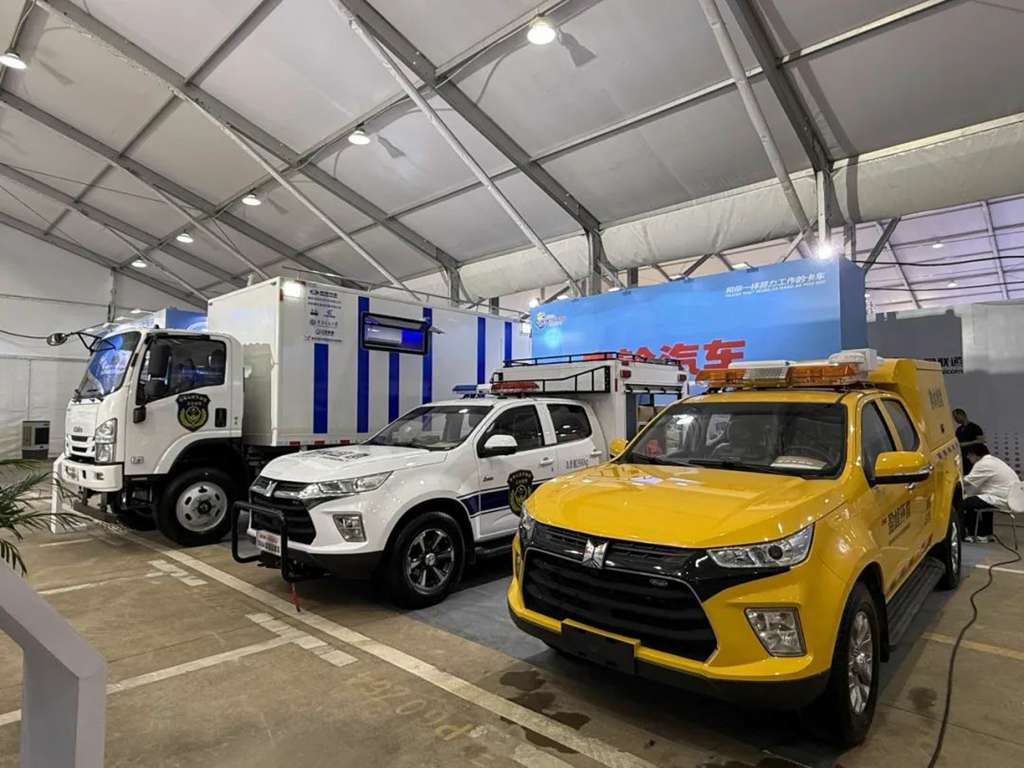 解锁应急救援新装备!庆铃携“王牌组合”点亮长沙工程机械展! - 第2张 - 提加商用车网 解锁应急救援新装备!庆铃携“王牌组合”点亮长沙工程机械展! - 第2张