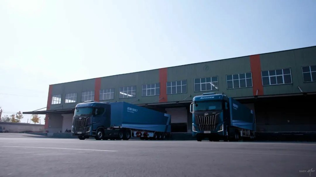 三重服务暖心护航,福田欧曼银河 7 燃气车让每公里运输都更有保障 - 第2张 - 提加商用车网 三重服务暖心护航,福田欧曼银河 7 燃气车让每公里运输都更有保障 - 第2张