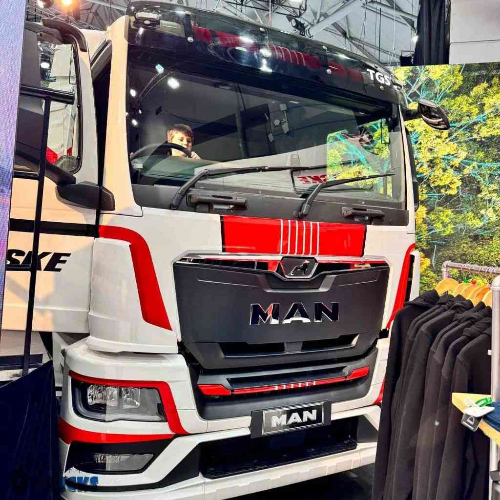 带你逛2025布里斯班卡车展·欧卡篇:新一代太脱拉凤凰、依维柯左右双驾车型亮相 - 第12张 - 提加商用车网 带你逛2025布里斯班卡车展·欧卡篇:新一代太脱拉凤凰、依维柯左右双驾车型亮相 - 第12张