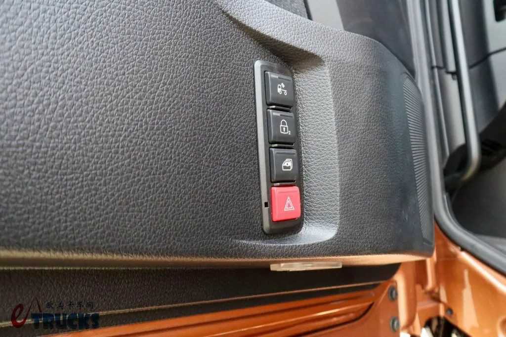 D30 PowerLion动力链来袭！百公里油耗24升？25年款曼恩TGX实拍评测 - 第12张