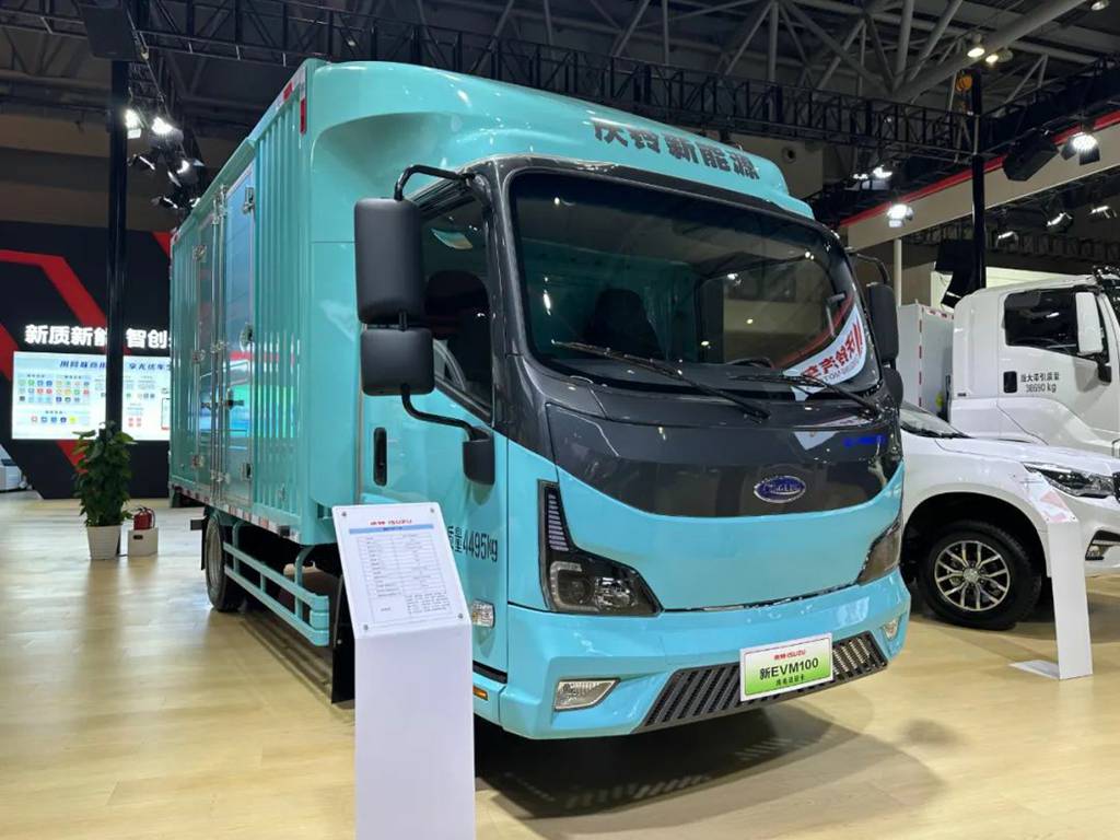 打工不如当老板,选对轻卡是关键!庆铃五十铃“创富家族”为你而来! - 第1张 - 提加商用车网 打工不如当老板,选对轻卡是关键!庆铃五十铃“创富家族”为你而来! - 第1张