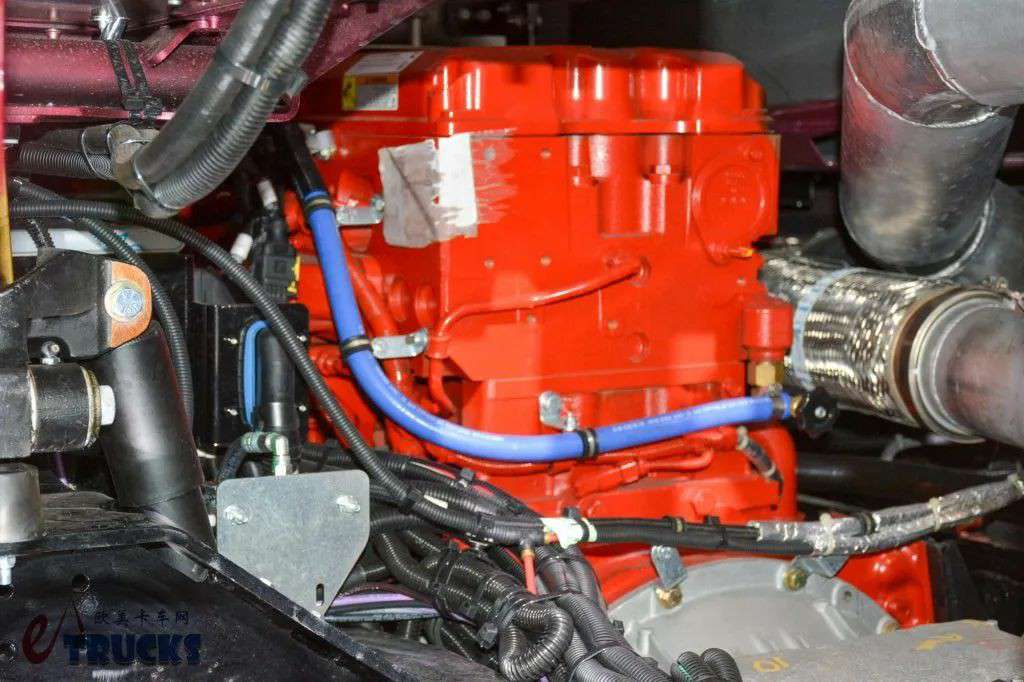 生活舱媲美长头卡车,全球独家的美式平头旗舰!亮相布里斯班卡车展的肯沃斯K220牵引车实拍 - 第13张 - 提加商用车网 生活舱媲美长头卡车,全球独家的美式平头旗舰!亮相布里斯班卡车展的肯沃斯K220牵引车实拍 - 第13张