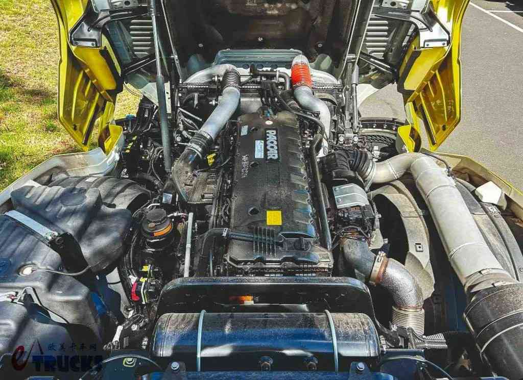 660匹达夫王来袭!竟用康明斯发动机?澳版达夫XG+牵引车实拍评测 - 第13张 - 提加商用车网 660匹达夫王来袭!竟用康明斯发动机?澳版达夫XG+牵引车实拍评测 - 第13张