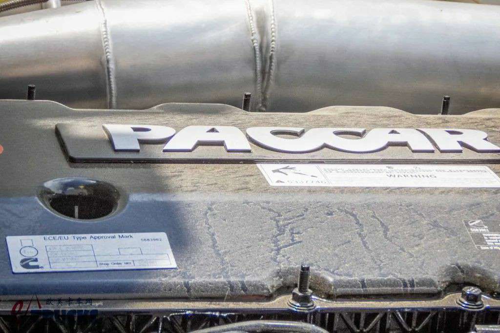 660匹达夫王来袭!竟用康明斯发动机?澳版达夫XG+牵引车实拍评测 - 第15张 - 提加商用车网 660匹达夫王来袭!竟用康明斯发动机?澳版达夫XG+牵引车实拍评测 - 第15张