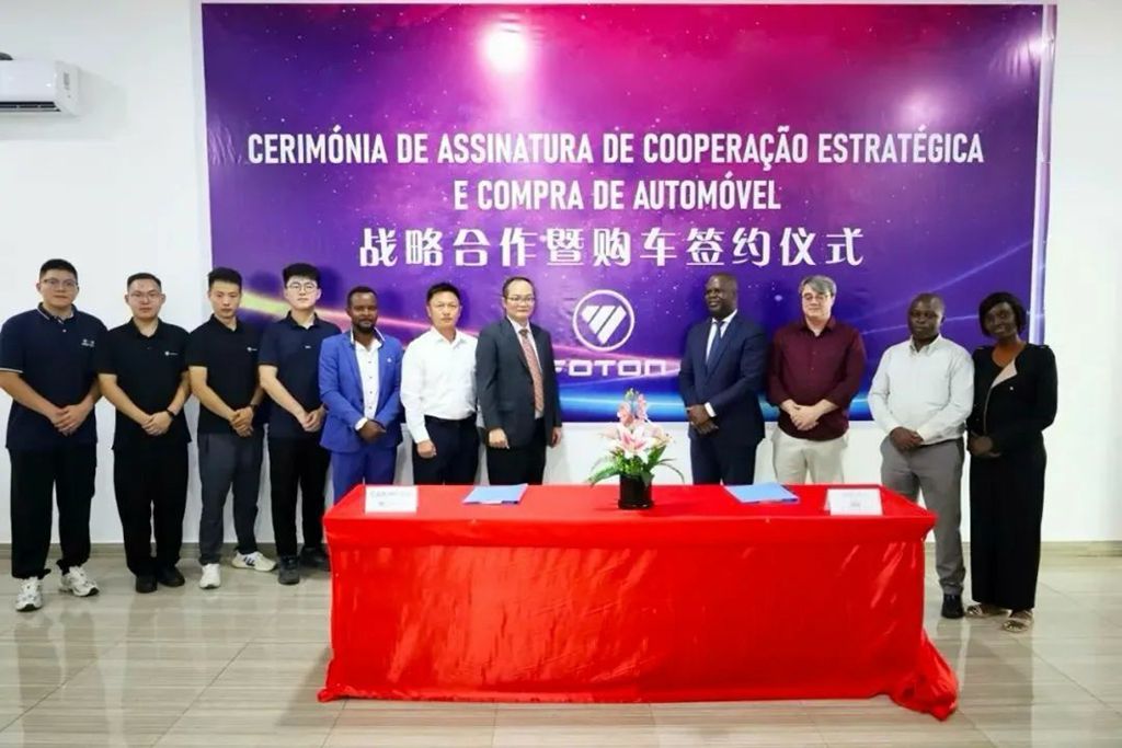 福田汽车与安哥拉跨省运输公司达成战略合作，强强联手谱写非洲交通新篇章 - 第1张