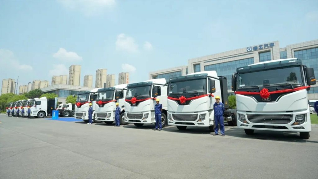 目的地:大西北!100台徐工新能源重卡满电启程 - 第1张 - 提加商用车网 目的地:大西北!100台徐工新能源重卡满电启程 - 第1张