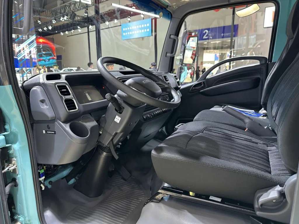 城配精英注意!庆铃新EVM100,你的“创富”新搭档已就位! - 第3张 - 提加商用车网 城配精英注意!庆铃新EVM100,你的“创富”新搭档已就位! - 第3张