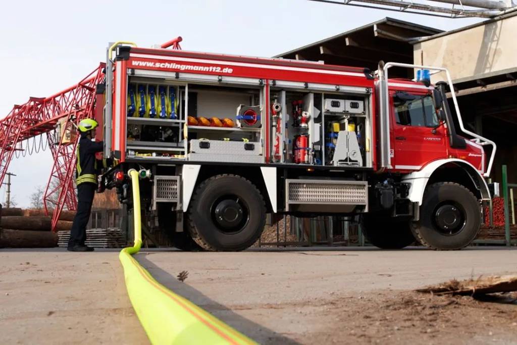 硬核救援:乌尼莫克TLF 3000 和Atego HLF 10即将亮相RETTmobil展 - 第3张 - 提加商用车网 硬核救援:乌尼莫克TLF 3000 和Atego HLF 10即将亮相RETTmobil展 - 第3张