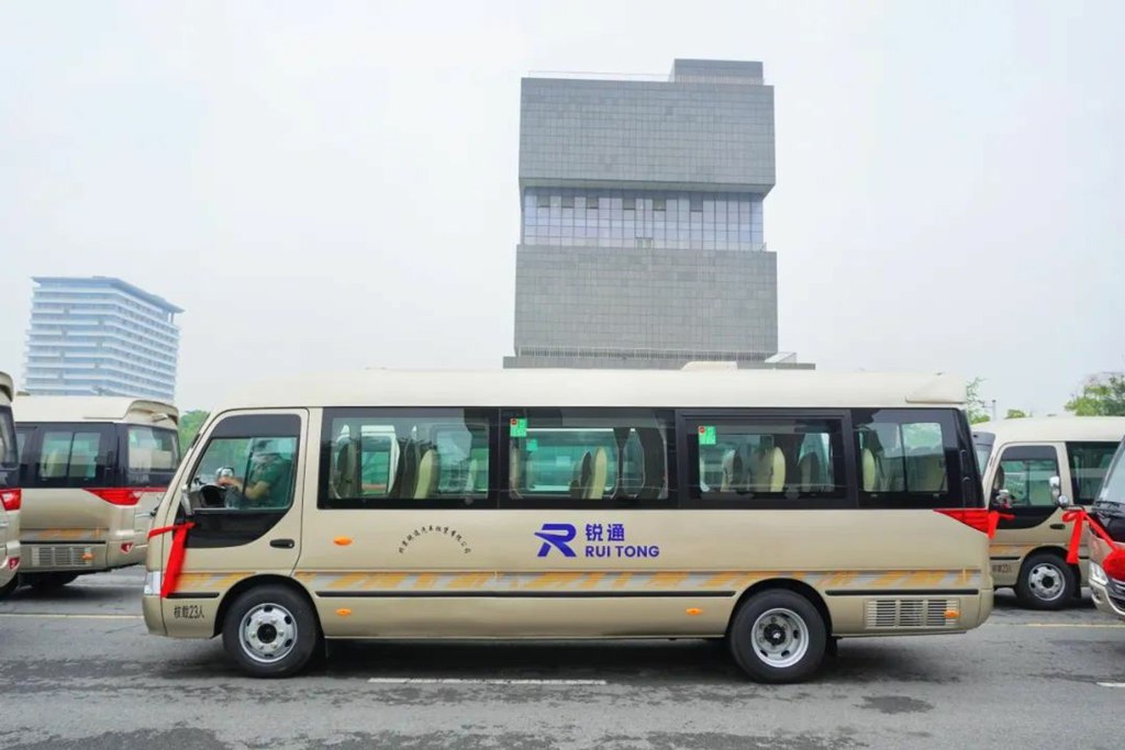 品质赋能 零碳领航 安凯客车焕新北京锐通车辆新篇 - 第3张 - 提加商用车网 品质赋能 零碳领航 安凯客车焕新北京锐通车辆新篇 - 第3张
