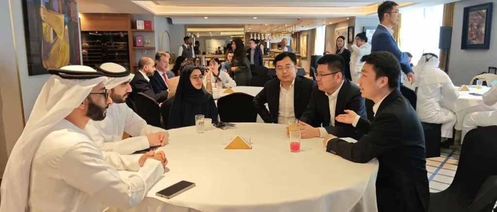 一汽解放李胜拜会出席2025 WNEVC有关人士 - 第3张 - 提加商用车网 一汽解放李胜拜会出席2025 WNEVC有关人士 - 第3张