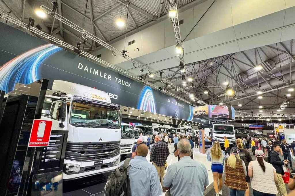 东风、苇渡首次登陆澳洲市场,日系卡车占半壁江山?带您逛2025布里斯班卡车展·中日韩篇 - 第29张 - 提加商用车网 东风、苇渡首次登陆澳洲市场,日系卡车占半壁江山?带您逛2025布里斯班卡车展·中日韩篇 - 第29张